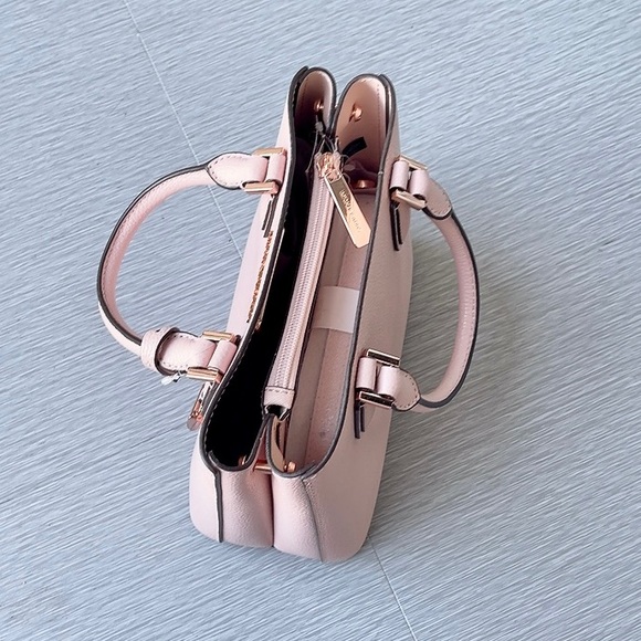 NWT Michael Kors MD Messenger Leather Satchel - Picture 7 of 9